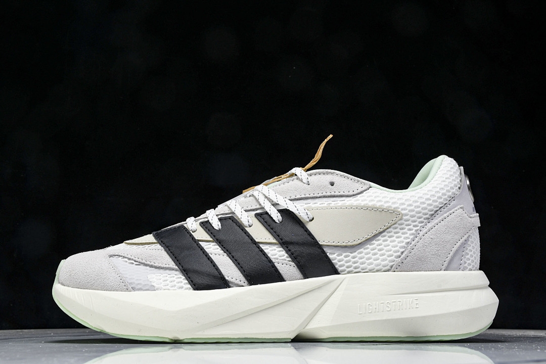 Adidas Lightblaze