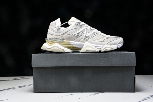 New Balance 9060 U9060WHT 