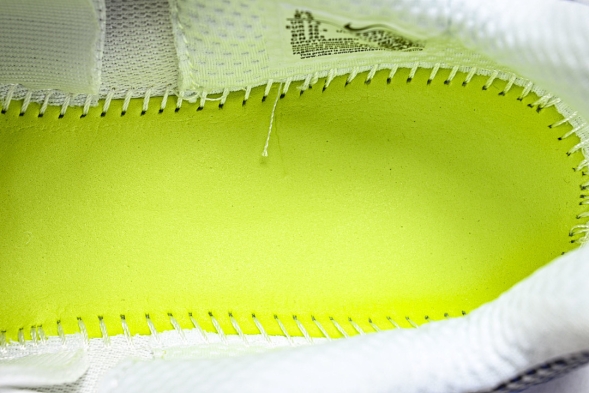 Nike Air Max Phoenix FZ5307-101 