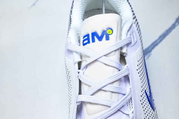 Nike Air Max Phoenix FZ5307-101 