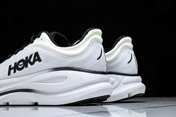 HOKA Bondi 9 1162011 WBLC  