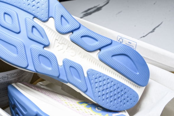 Hoka Rincon 4 1155133 FNK 