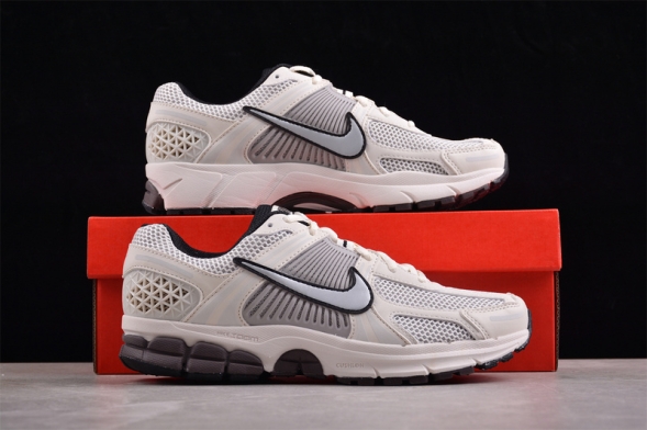 Nike Zoom Vomero 5 SP FJ2028-001 