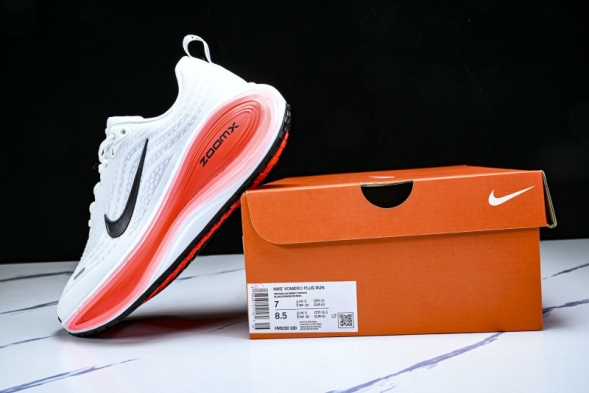 Nike Air ZoomX Vomero Plus HV8150-100 