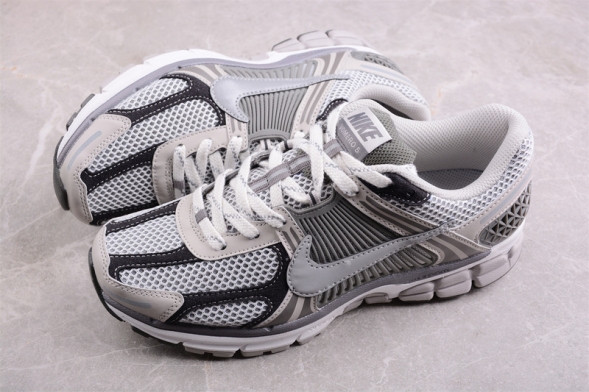 Nike Zoom Vomero 5 SP FD0791-012 