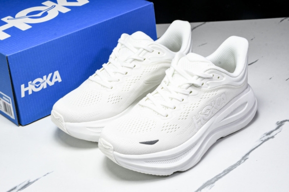 HOKA Bondi 9 1162012 WWH 