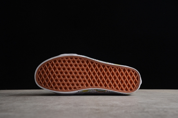 Vans SK8-Hi x Emma Mulholland VN0A5RU6GL 