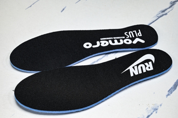 Nike Air ZoomX Vomero Plus HV8150-002 