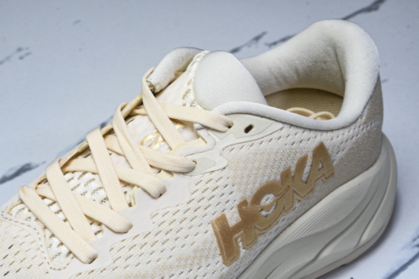 Hoka Rincon 4 1155131 VCH 