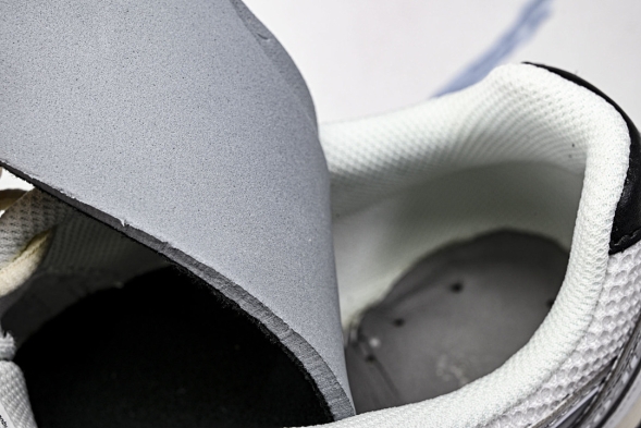 New Balance 204 U204LSW 