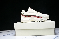 Nike Air Max 95 x Undefeated IB4453-100