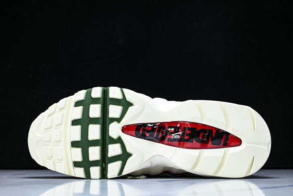 Nike Air Max 95 x Undefeated IB4453-100 