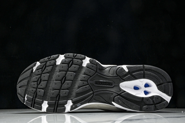 New Balance 530 MR530CE 