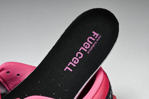 New Balance FuelCell Rebel V4 MRCXWG4 