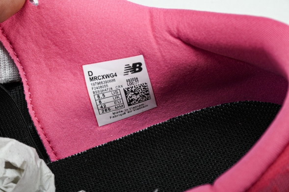 New Balance FuelCell Rebel V4 MRCXWG4 