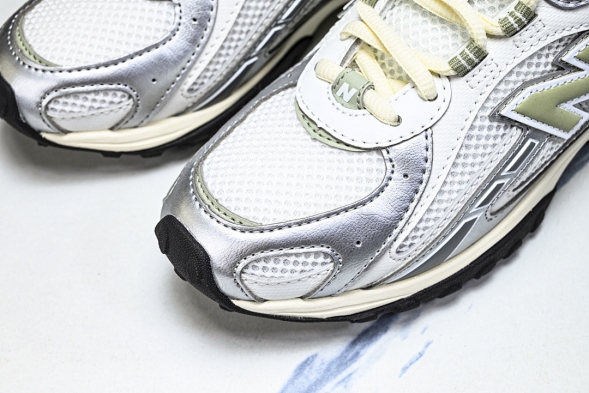 New Balance 204 U204LSWB 