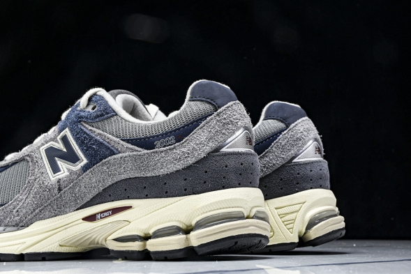 New Balance 2002R M2002REL 