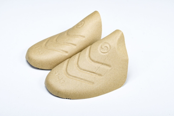 Mizuno Astro Plus D1GH240101 