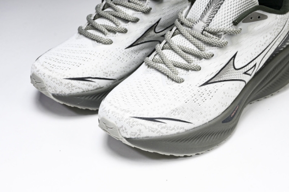 Mizuno Astro Plus D1GH240110 