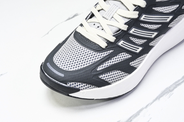 Adidas Adizero Aruku 