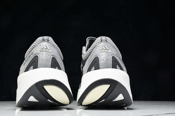 Adidas Adizero Aruku 