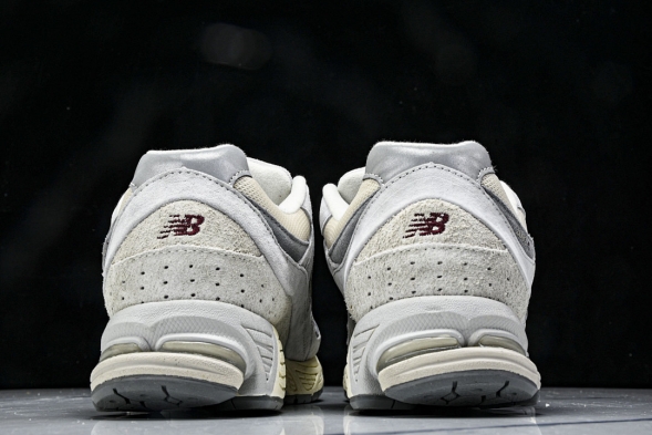 New Balance 2002R M2002RLN 