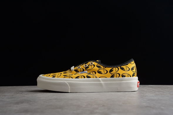 Vans X MOONEYES Authentic 44 DX VN0A5KX4AVQ 