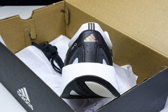 Adidas Adizero Aruku 