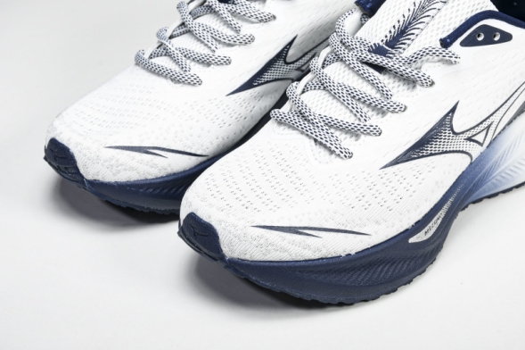 Mizuno Astro Plus D1GH240103 