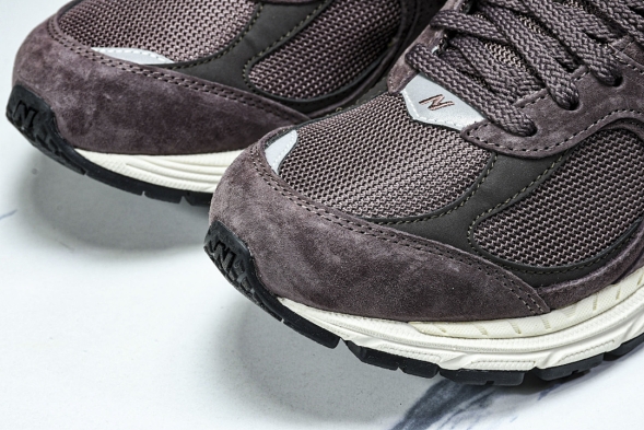 New Balance 2002R M2002RCD 