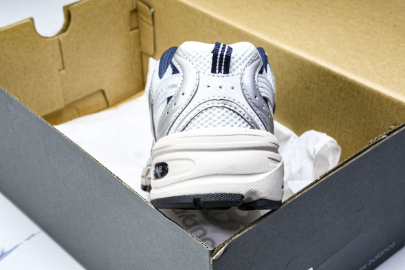 New Balance 530 MR530KA 