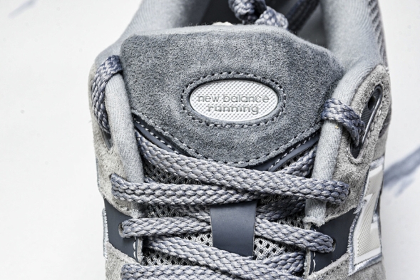 New Balance 2002R M2002RST  