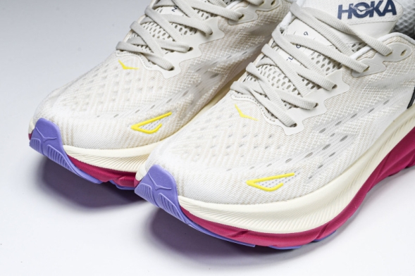 Hoka Clifton 9 1127896 EBDB 