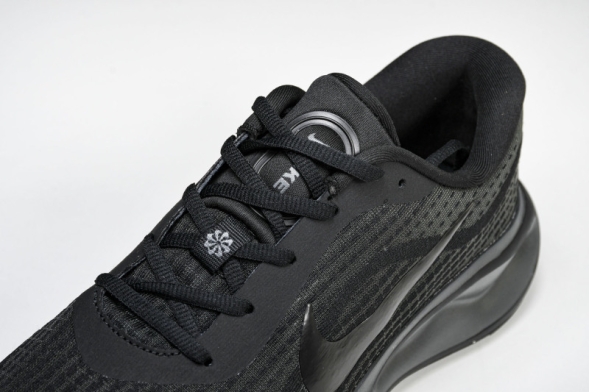 Nike Journey Run FN0228-002 