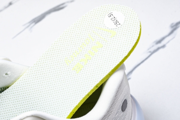 Nike Journey Run HV1798-141 