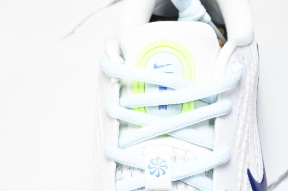 Nike Journey Run FN0228-101 