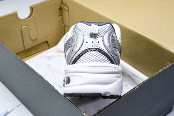 New Balance 530 MR530LG  