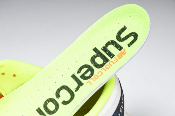 New Balance FuelCell Rebel V4 MFCXLL4 