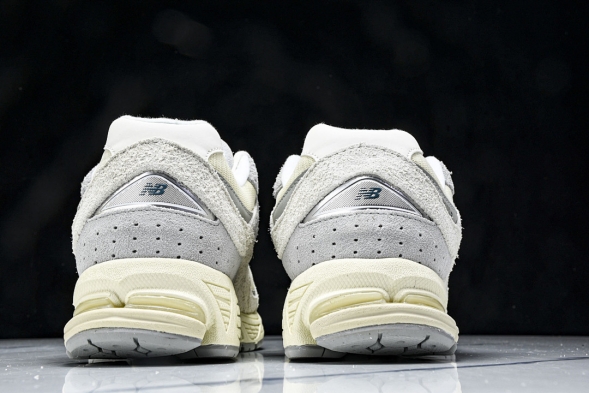 New Balance 2002R I2002REK 