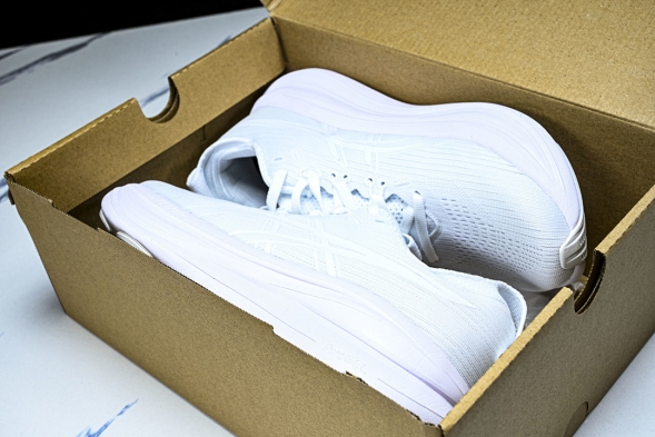 Asics Gel Nimbus 28 1011C127-100 