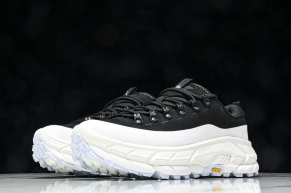 Hoka Tor Summit 1157070 SWW 