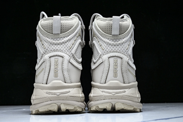 Hoka Tor Ultra Hi Gore-Tex 1129958 STPST 