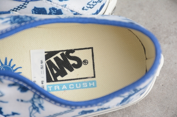 Vans Authentic VN0A5HYPAXV 