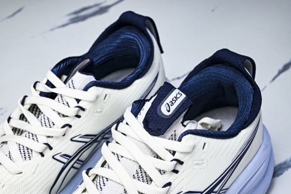 Asics Gel Nimbus 28 1011C296-020 