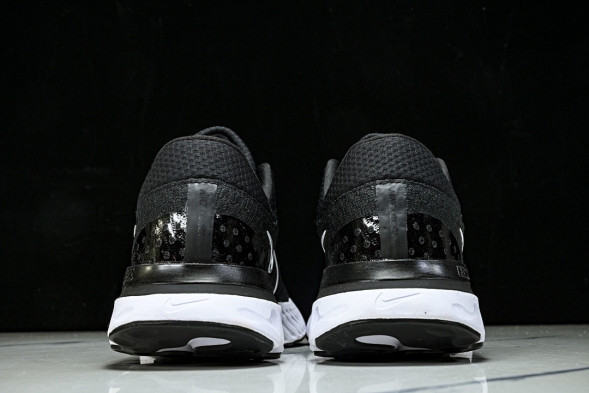 Nike React Infinity Run FK 3 DD3024 001 