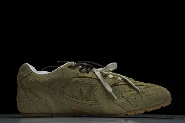 MiuMiu x New Balance 530 5E964D 