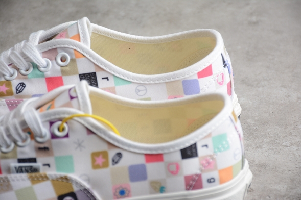 Vans Authentic VN0A54FM017 