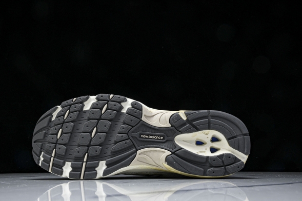 New Balance 740 U740PR2 