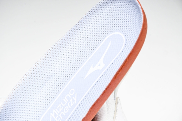 Mizuno Wave Momentum V1GC231237 