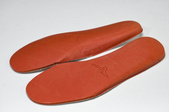 Mizuno Wave Momentum V1GA231245 